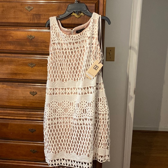 Ivanka Trump - Picture 1 of 3